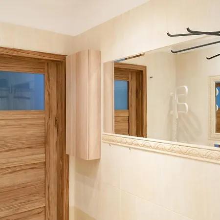 Fantastic By The Sea Set Up With Apartament *